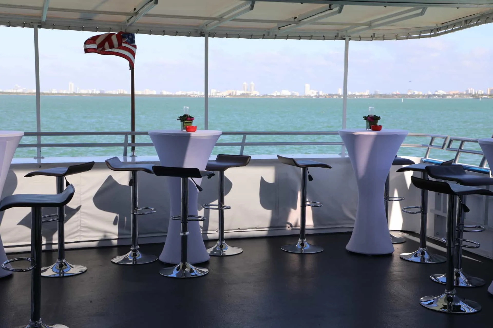 100-person yacht rental Miami Mid Sun Yacht exterior view on the water