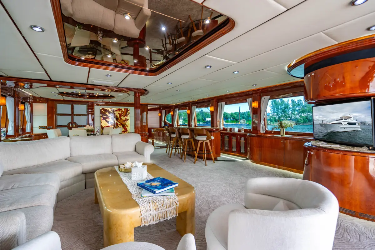 105ft Aqua Yacht Miami dining area alfresco on the water