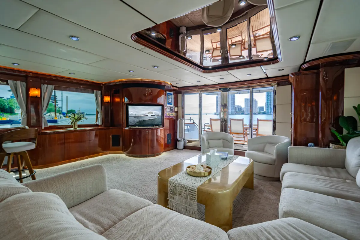 105ft Aqua Yacht Miami helm station bridge view