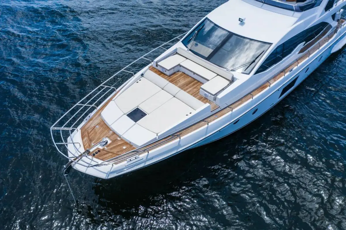 70ft Azimut Flybridge Miami aerial view near South Beach
