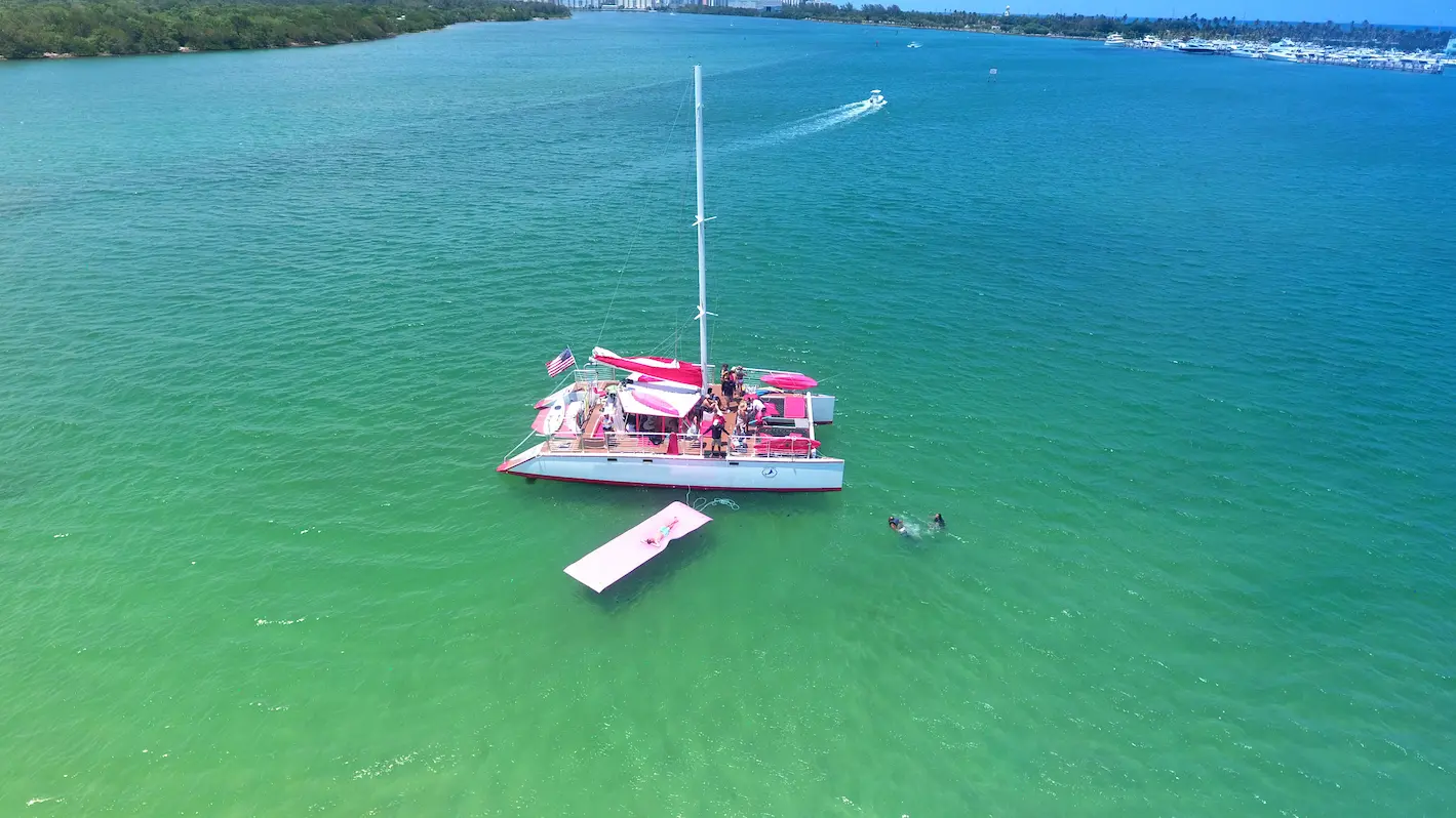 60ft Catamaran Mariah exterior, Miami catamaran rental