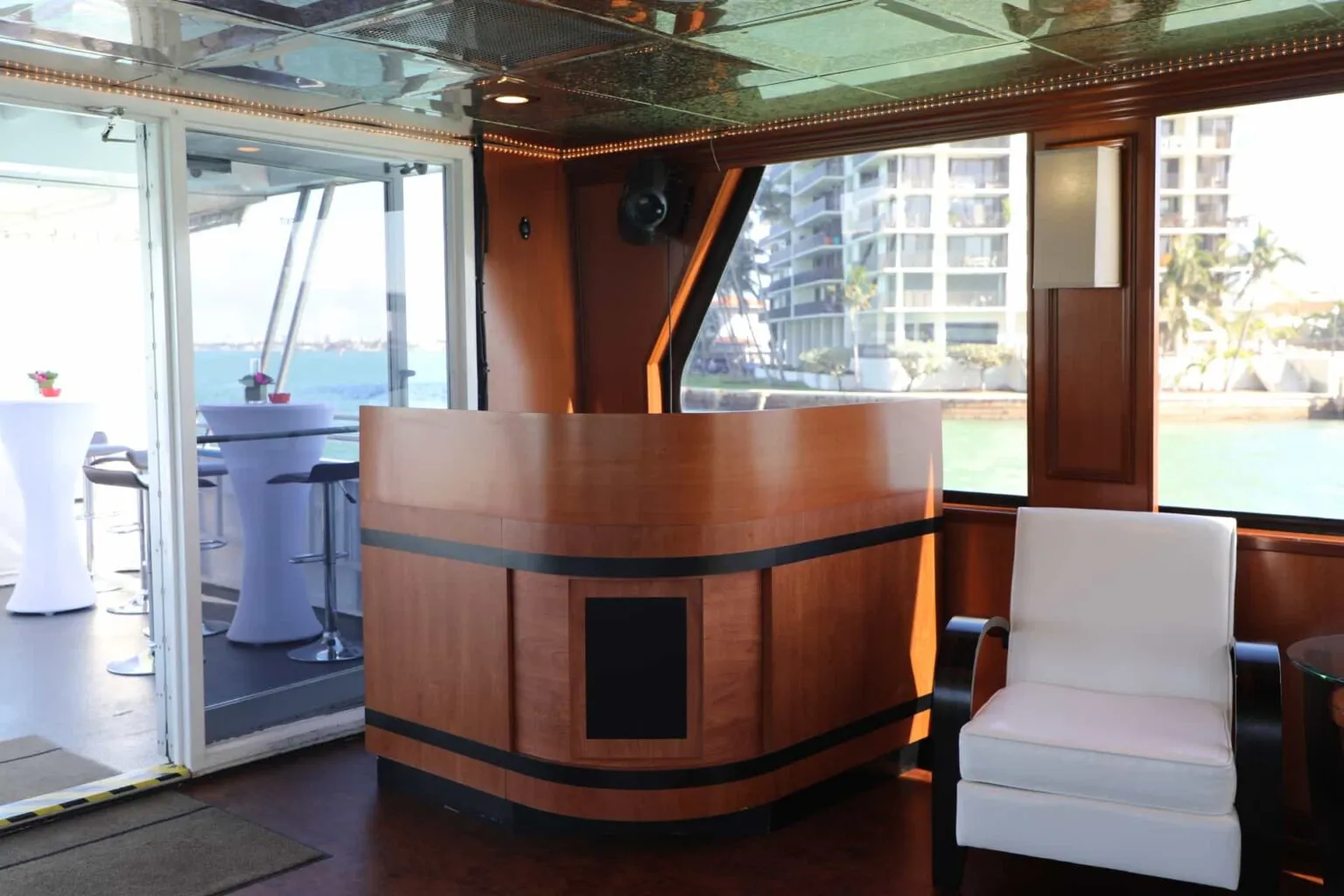 Miami yacht charter Mid Sun cruising Biscayne Bay 100 person yacht rental